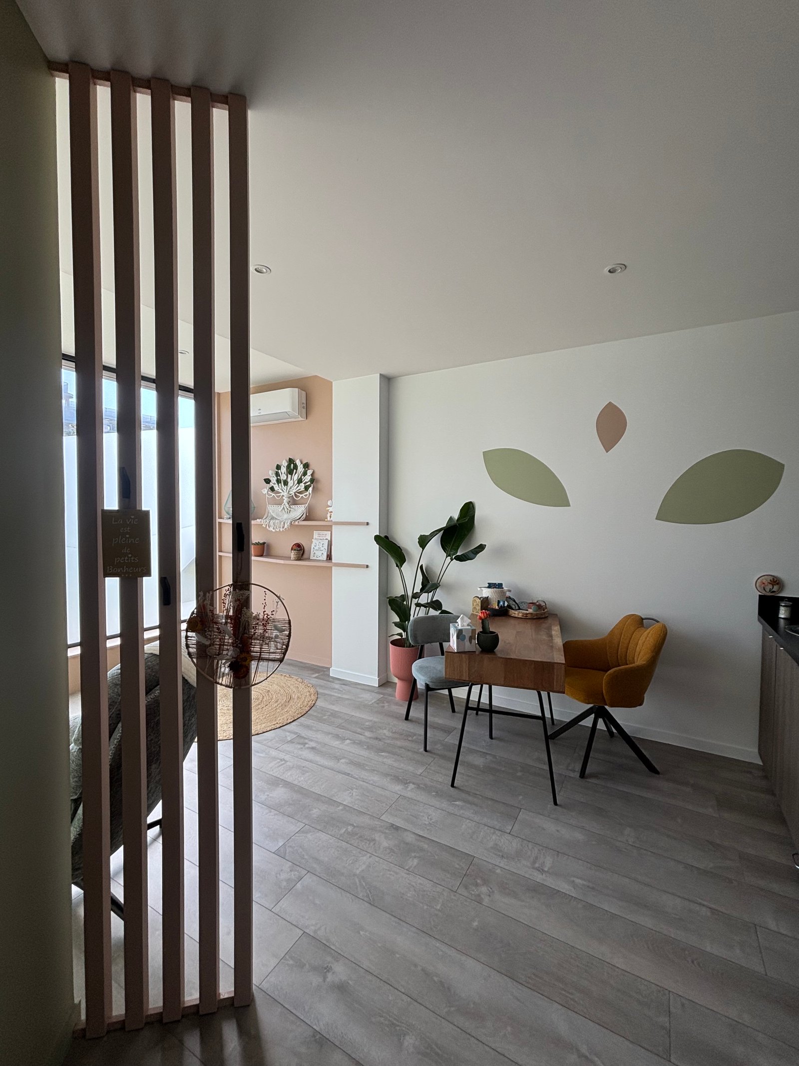 Espace de consultation sophrologie zen et apaisant
